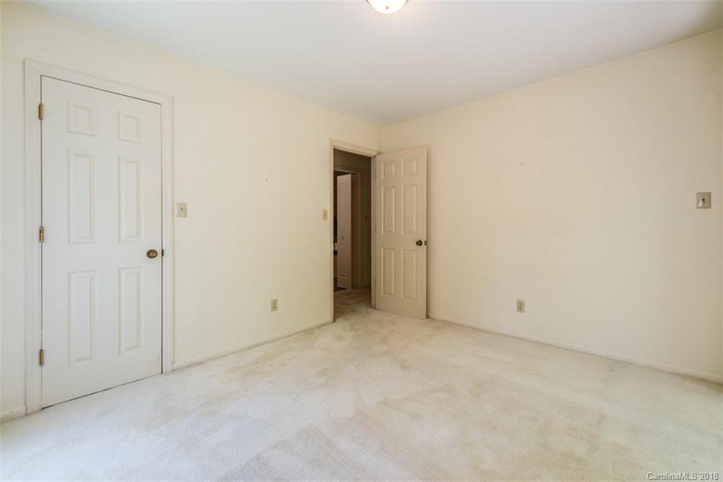 1 Lake Ridge Road Lake Wylie, SC 29710 - Photo 29 of 36 Gallery Image 29