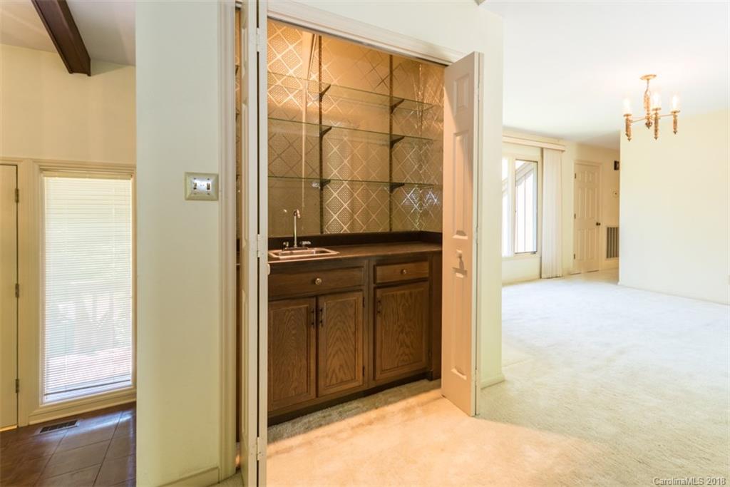 1 Lake Ridge Road Lake Wylie, SC 29710 - Photo 10 of 36 Gallery Image 10