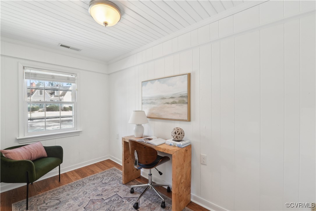 7501 Glebe Road Henrico, VA 23229 - Photo 7 of 19 Office w window, new flooring and beadboard walls