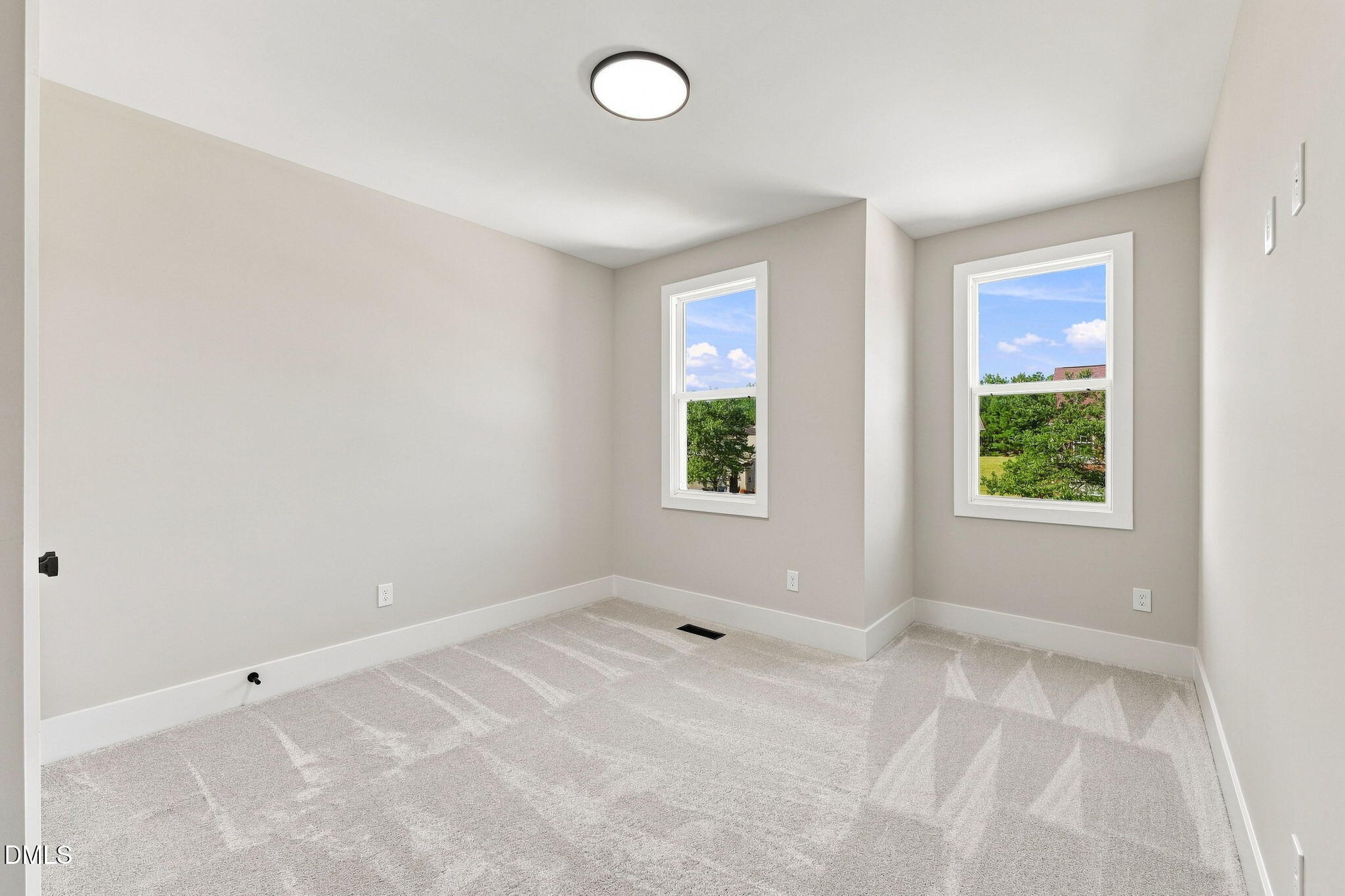 639 Conover Road Durham, NC 27703 - Photo 24 of 40 55-web-or-mls-IMG_2478