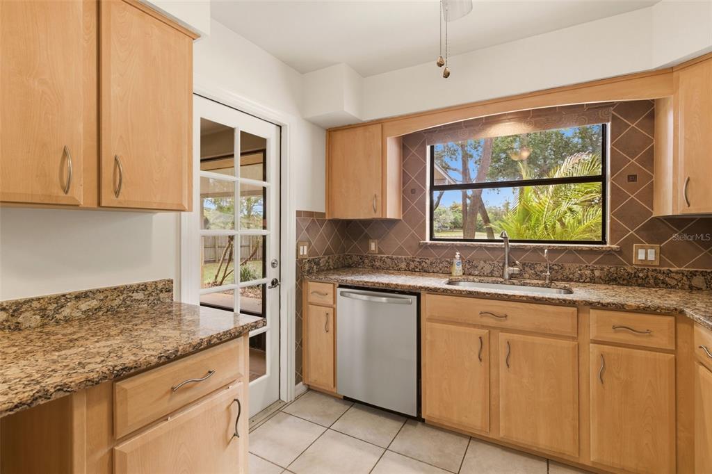 205 Angeles Road DeBary, FL 32713 - Photo 18 of 33