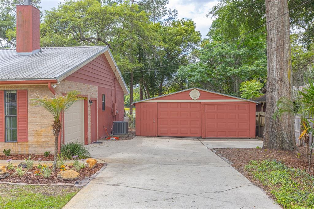 205 Angeles Road DeBary, FL 32713 - Photo 3 of 33