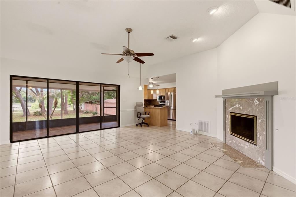 205 Angeles Road DeBary, FL 32713 - Photo 9 of 33