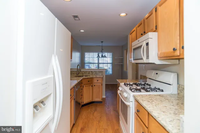 $415,000 | 2703 Lynbrooke Drive, Yardley, PA 19067