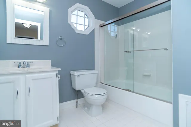 $415,000 | 2703 Lynbrooke Drive, Yardley, PA 19067