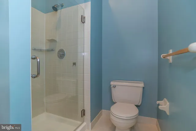 $415,000 | 2703 Lynbrooke Drive, Yardley, PA 19067