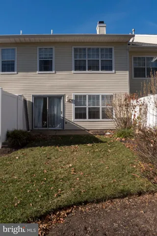 $415,000 | 2703 Lynbrooke Drive, Yardley, PA 19067