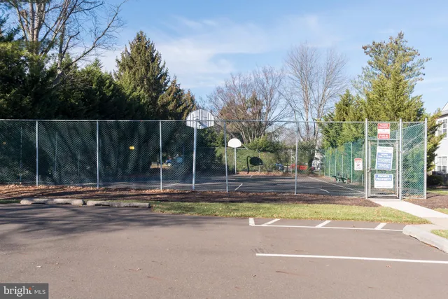 $415,000 | 2703 Lynbrooke Drive, Yardley, PA 19067