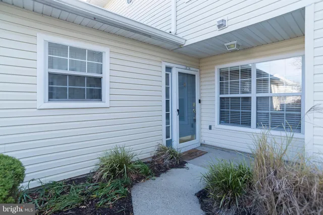 $415,000 | 2703 Lynbrooke Drive, Yardley, PA 19067