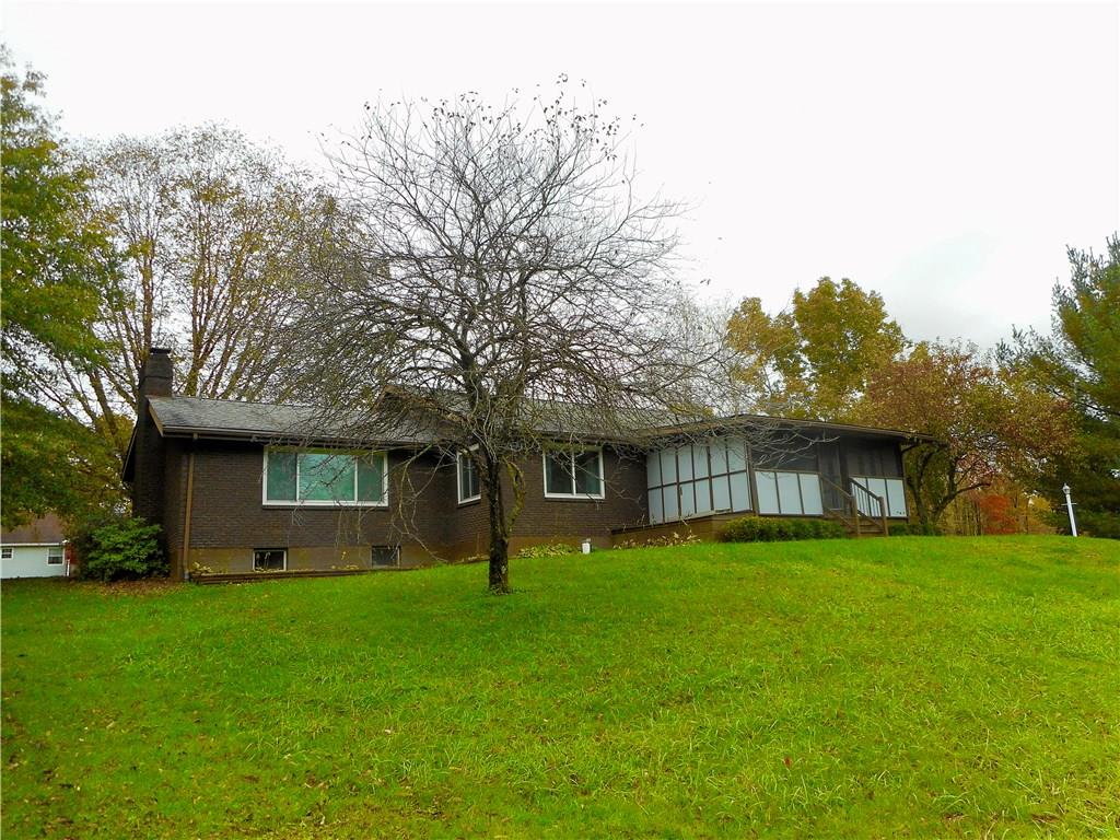 7174 Country Club Road Butler, PA 16001 - Photo 22 of 23 Colorful and useful property