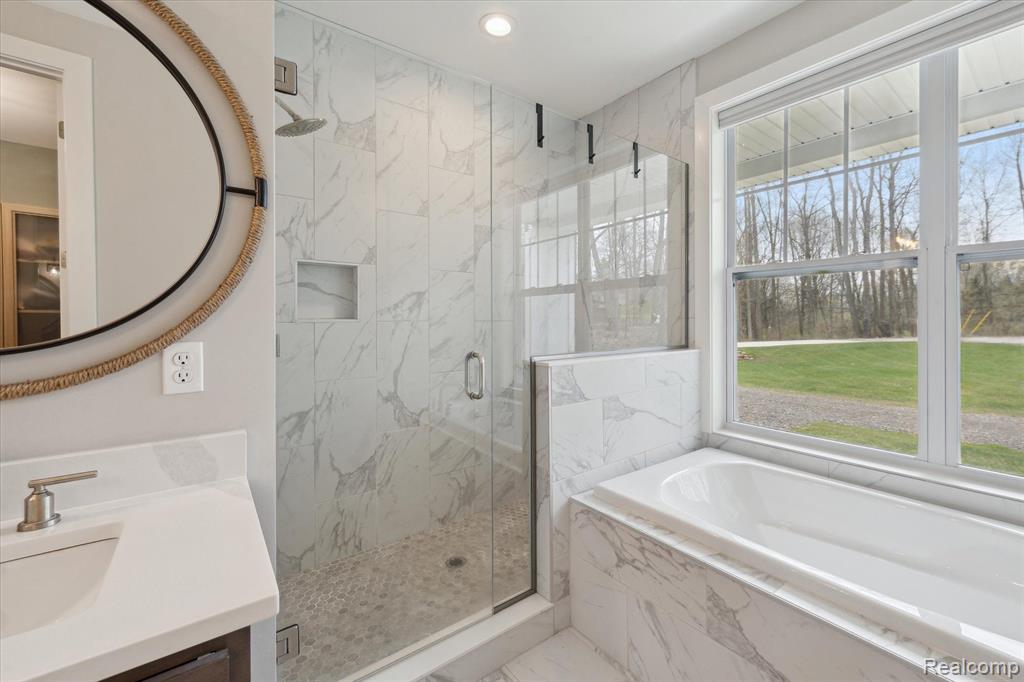 3257 Hunter Road Brighton, MI 48114 - Photo 16 of 40