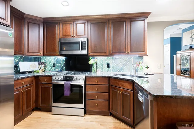 $649,900 | 46 Jordan Street, Skaneateles, NY 13152