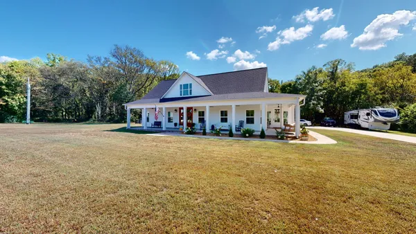 $1,099,999 | 230 McDeal Road, Fayetteville, TN 37334