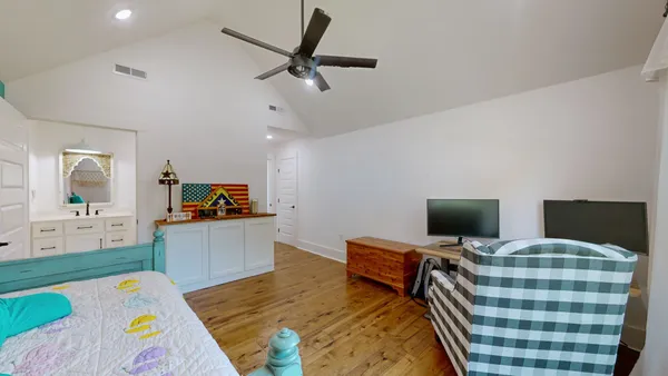 $1,099,999 | 230 McDeal Road, Fayetteville, TN 37334