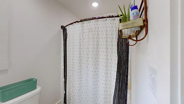 $1,099,999 | 230 McDeal Road, Fayetteville, TN 37334