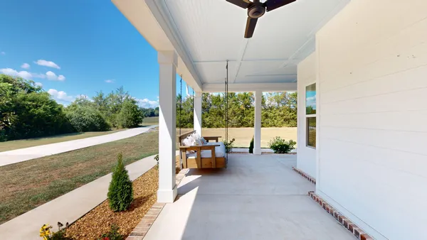 $1,099,999 | 230 McDeal Road, Fayetteville, TN 37334