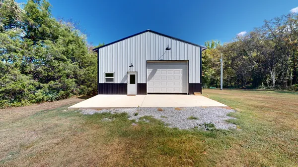 $1,099,999 | 230 McDeal Road, Fayetteville, TN 37334