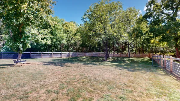 $1,099,999 | 230 McDeal Road, Fayetteville, TN 37334