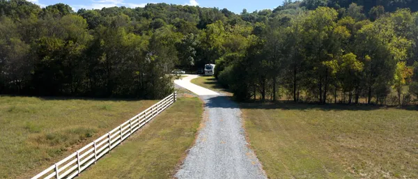 $1,099,999 | 230 McDeal Road, Fayetteville, TN 37334