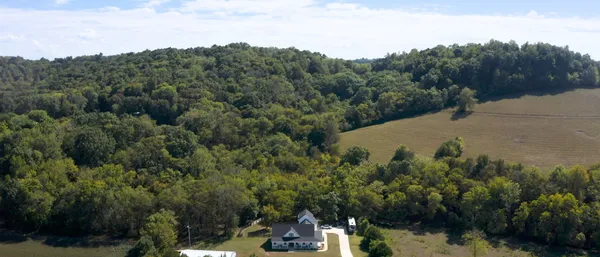 $1,099,999 | 230 McDeal Road, Fayetteville, TN 37334