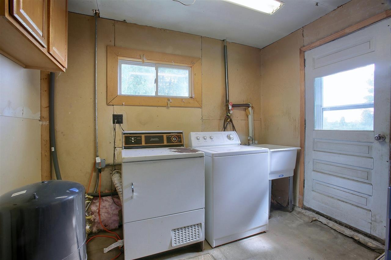 6764 Springborn Road East China, MI 48054 - Photo 9 of 14