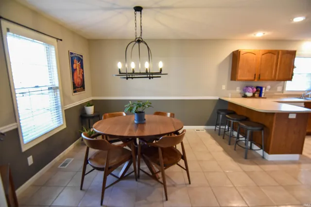 $286,897 | 1202 Bowden Drive, Evansville, IN 47725