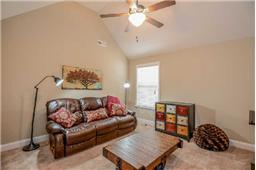 1522 Raven Road Clarksville, TN 37042 - Photo 10 of 12 Gallery Image 10