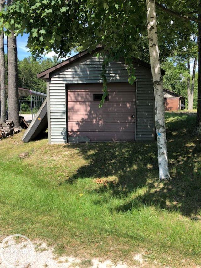 8431 Kokosing Road Hale, MI 48739 - Photo 8 of 16 2nd garage