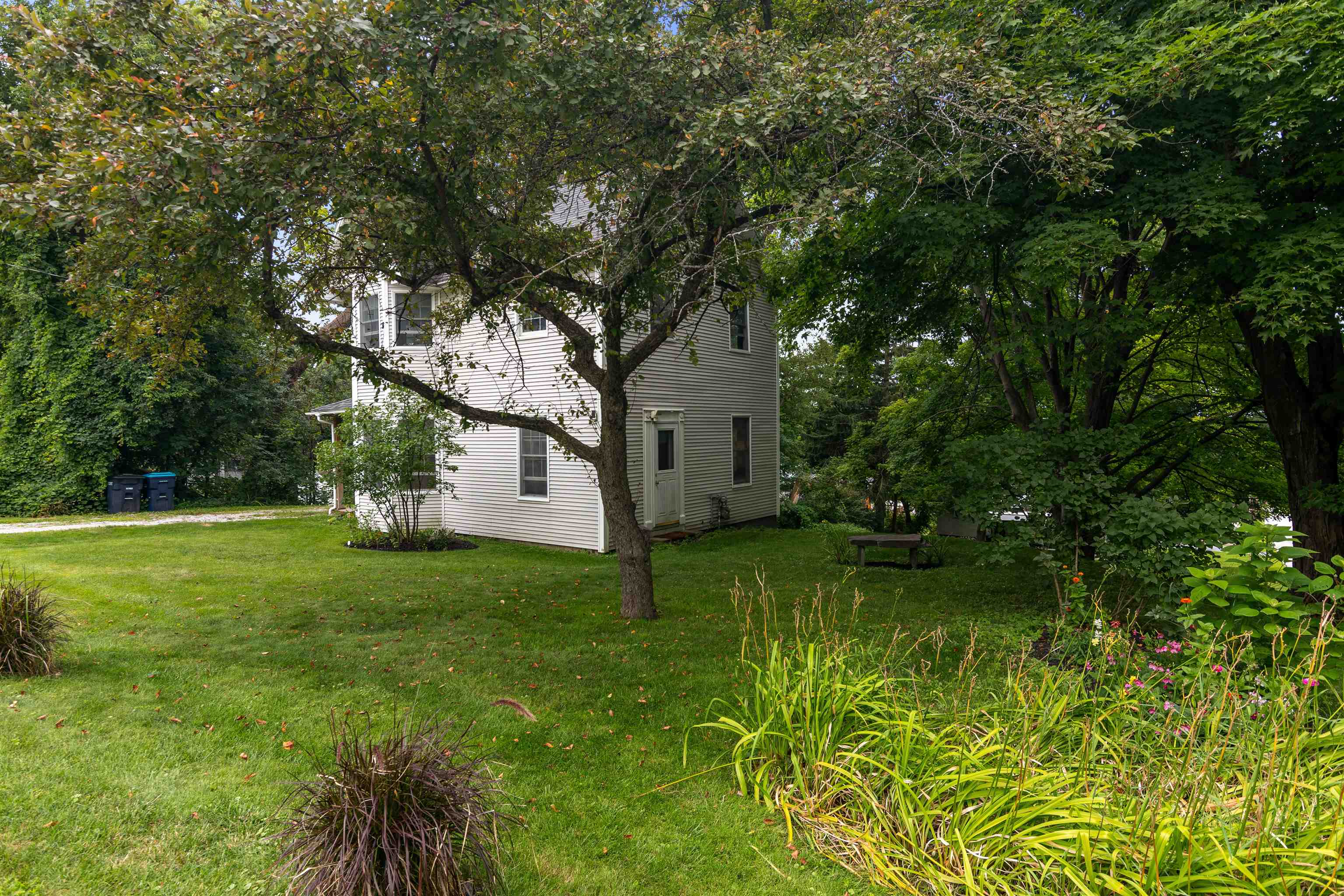 138 High Street St. Albans, VT 05478 - Photo 2 of 28 Gallery Image 2