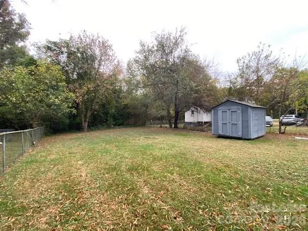 $1,350 | 108 Akron Avenue, Kannapolis, NC 28081