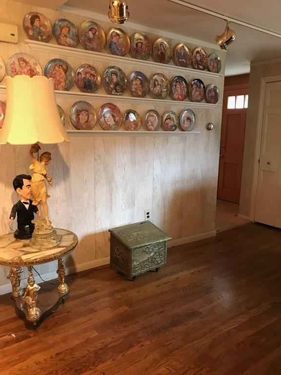 16 Woodmere Road Framingham, MA 01701 - Photo 2 of 8 Gallery Image 2