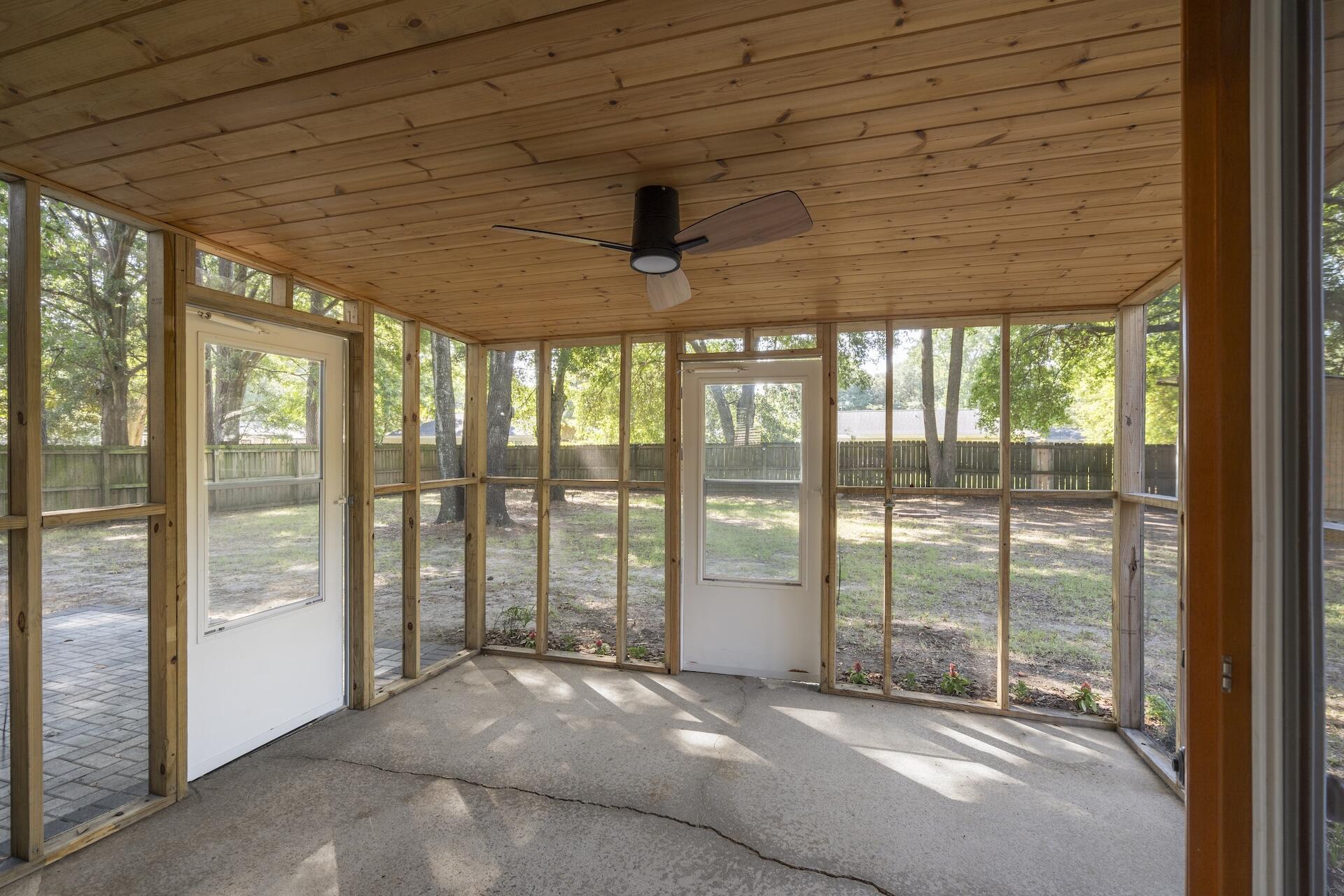 1317 Fort Johnson Road Charleston, SC 29412 - Photo 25 of 36 SDH04879
