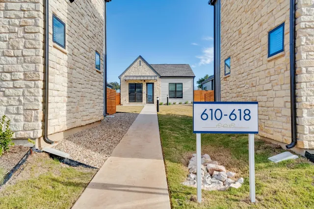 $1,530 | 1601-504 Mustang Drive, Marble Falls, TX 78654