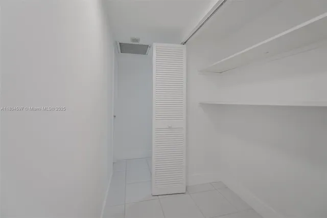 $3,400 | 1980 South Ocean Drive, Unit 18G, Hallandale Beach, FL 33009