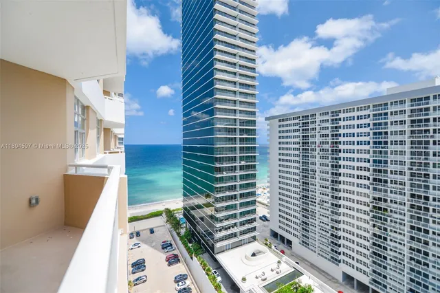 $3,400 | 1980 South Ocean Drive, Unit 18G, Hallandale Beach, FL 33009