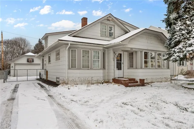 $179,900 | 251 Hinchey Road, Gates, NY 14624