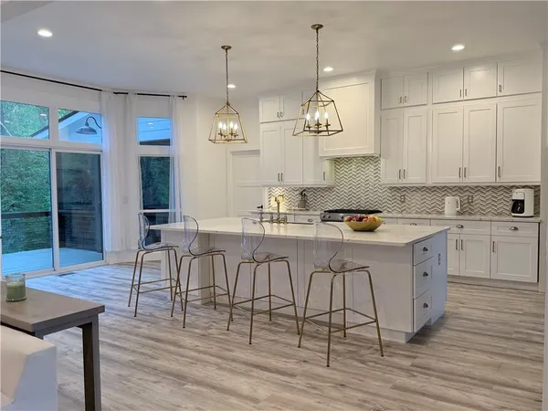 $1,160,000 | 1600 Reddstone Cl, Milton, GA 30004