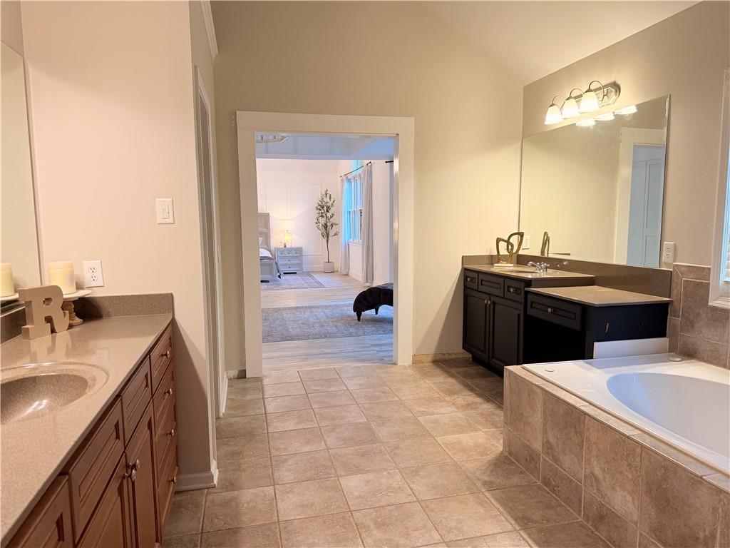 1600 Reddstone Cl Milton, GA 30004 - Photo 56 of 102