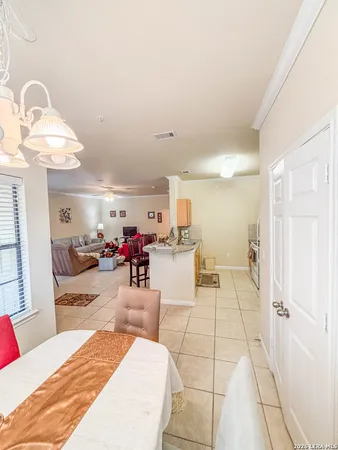 $1,425 | 6160 Eckhert Road, Unit 607, San Antonio, TX 78240