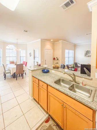 $1,425 | 6160 Eckhert Road, Unit 607, San Antonio, TX 78240