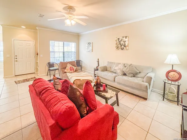 $1,425 | 6160 Eckhert Road, Unit 607, San Antonio, TX 78240