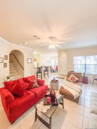 $1,425 | 6160 Eckhert Road, Unit 607, San Antonio, TX 78240