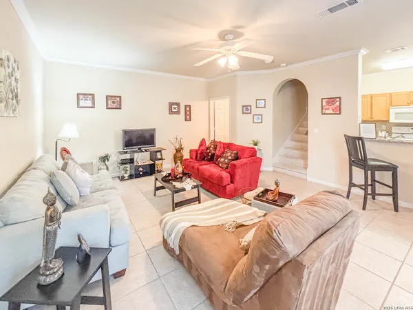 $1,425 | 6160 Eckhert Road, Unit 607, San Antonio, TX 78240