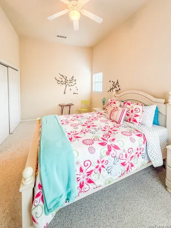 $1,425 | 6160 Eckhert Road, Unit 607, San Antonio, TX 78240