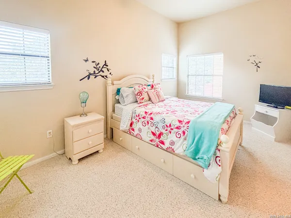 $1,425 | 6160 Eckhert Road, Unit 607, San Antonio, TX 78240