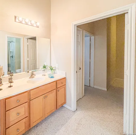 $1,425 | 6160 Eckhert Road, Unit 607, San Antonio, TX 78240