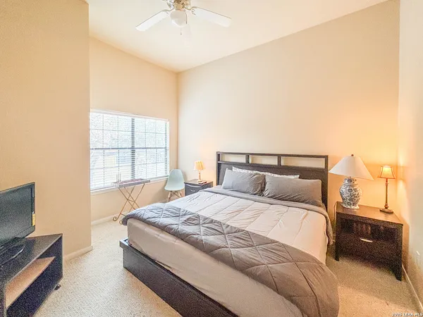 $1,425 | 6160 Eckhert Road, Unit 607, San Antonio, TX 78240