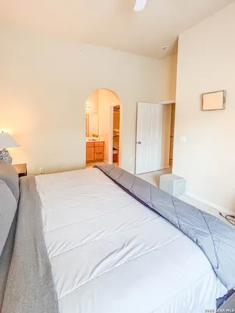 $1,425 | 6160 Eckhert Road, Unit 607, San Antonio, TX 78240