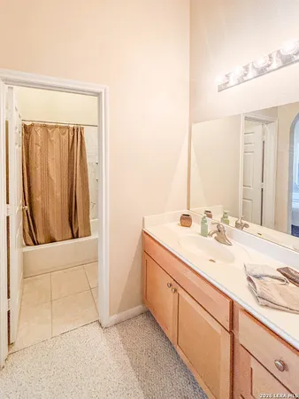 $1,425 | 6160 Eckhert Road, Unit 607, San Antonio, TX 78240