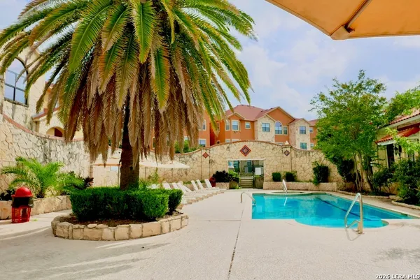 $1,425 | 6160 Eckhert Road, Unit 607, San Antonio, TX 78240